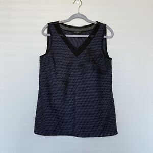 St. John Blouse Womens Small Navy Black V-Neck Sleeveless Silk Trim Textured